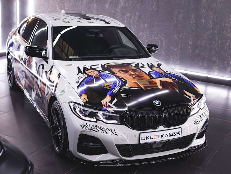 Винил на кузов автомобиля: стиль и защита