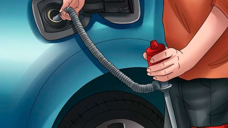 Как слить газ с автомобиля в автомобиль: безопасный и эффективный способ