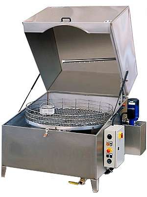 Оборудование для мойки двигателей автомобилей