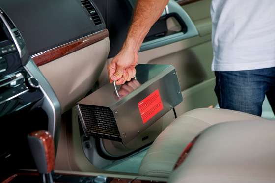 Озоновая чистка салона автомобиля